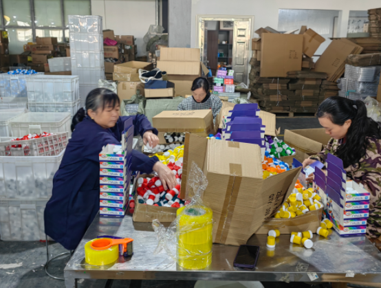 建行南昌分行 金融“輸血”激發(fā)特色產(chǎn)業(yè)活力，日用雜品銷售煥新姿